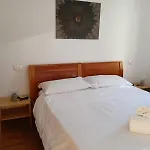 Brustolon Hotel